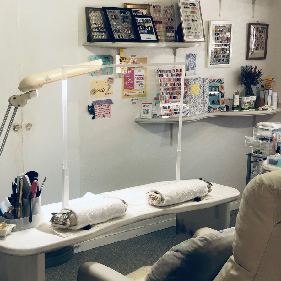 スニーズガード